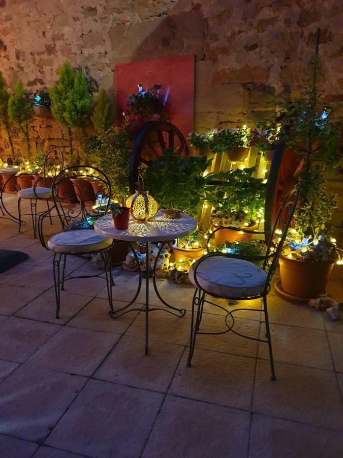 El Cuartelillo Viejo Guest House Polientes Luaran gambar